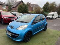 PEUGEOT 107