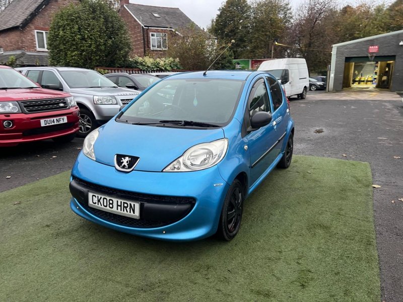 PEUGEOT 107
