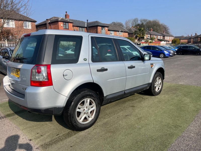 LAND ROVER FREELANDER 2