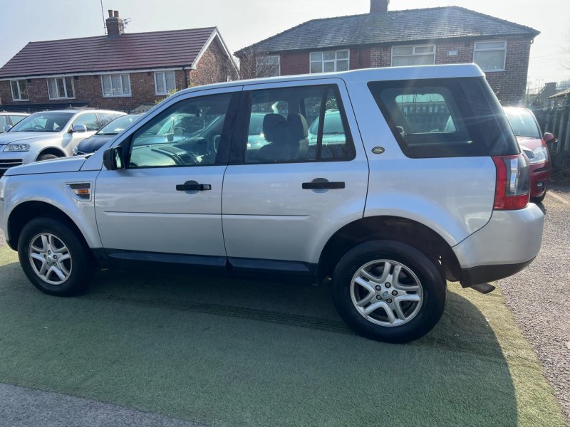LAND ROVER FREELANDER 2