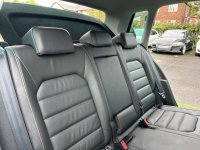 VOLKSWAGEN GOLF SV