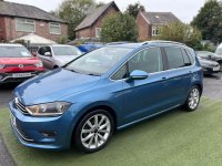 VOLKSWAGEN GOLF SV