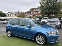 VOLKSWAGEN GOLF SV