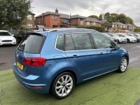 VOLKSWAGEN GOLF SV