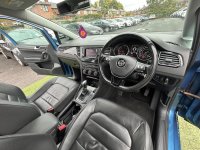 VOLKSWAGEN GOLF SV