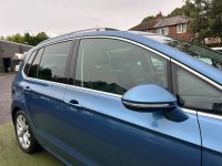 VOLKSWAGEN GOLF SV