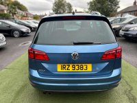 VOLKSWAGEN GOLF SV