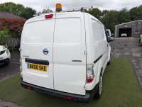 NISSAN E-NV200