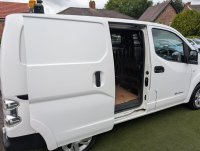 NISSAN E-NV200