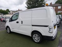 NISSAN E-NV200