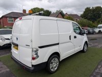 NISSAN E-NV200