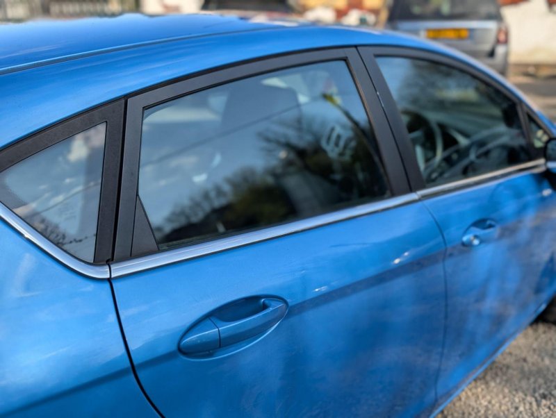 FORD FIESTA