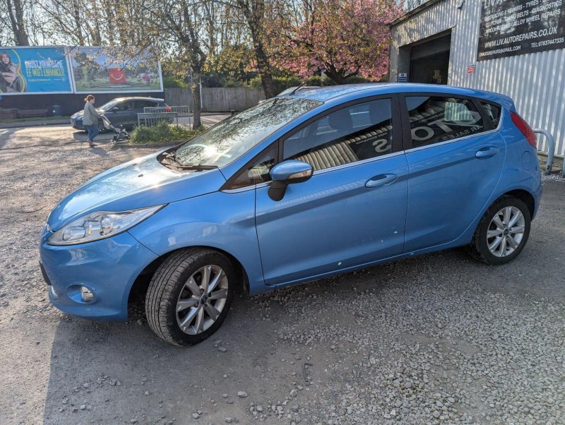 FORD FIESTA