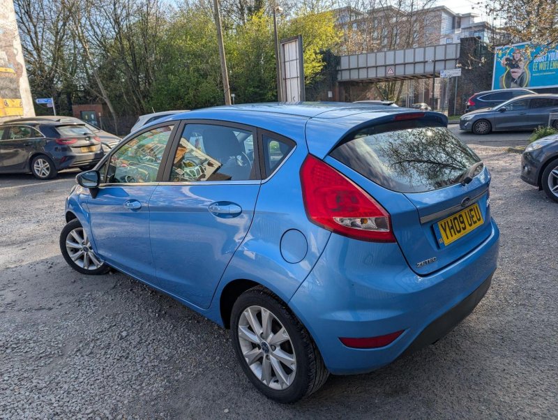 FORD FIESTA
