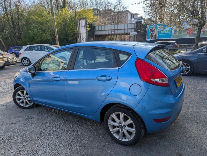FORD FIESTA