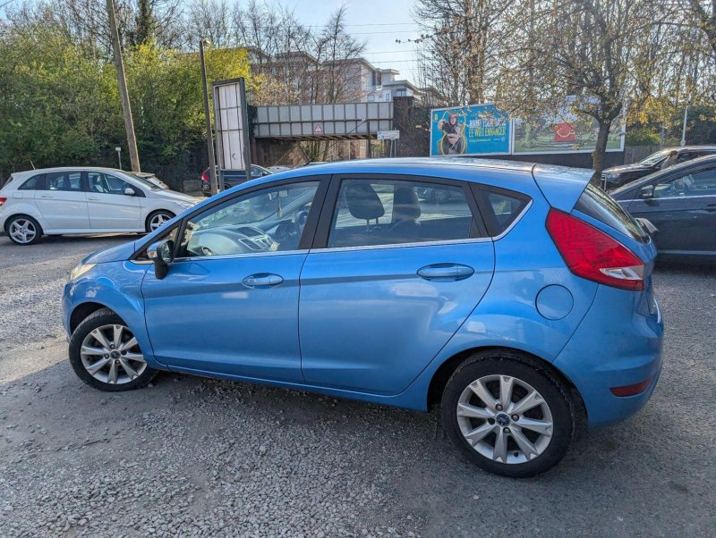 FORD FIESTA
