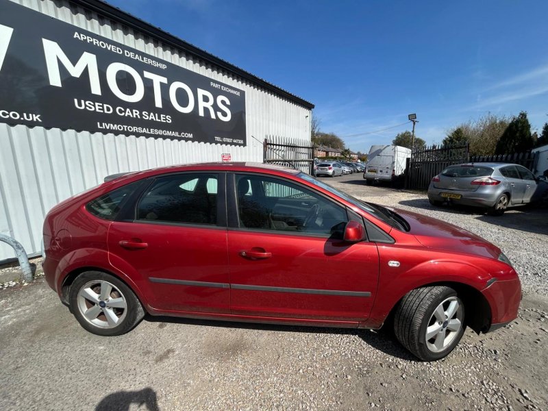 FORD FOCUS