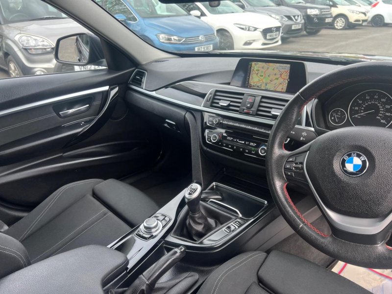 BMW 3 SERIES