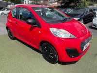 PEUGEOT 107