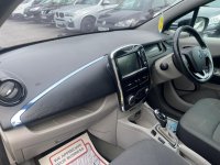 RENAULT ZOE