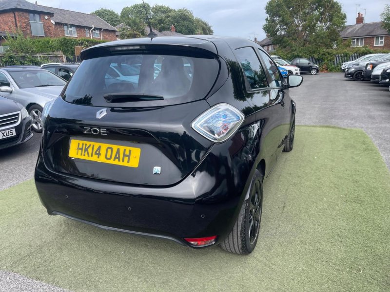 RENAULT ZOE