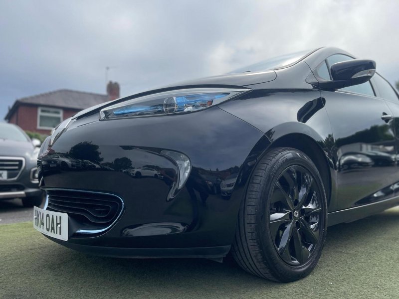 RENAULT ZOE