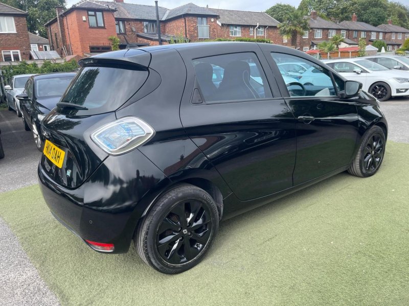 RENAULT ZOE