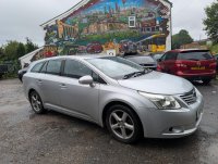 TOYOTA AVENSIS